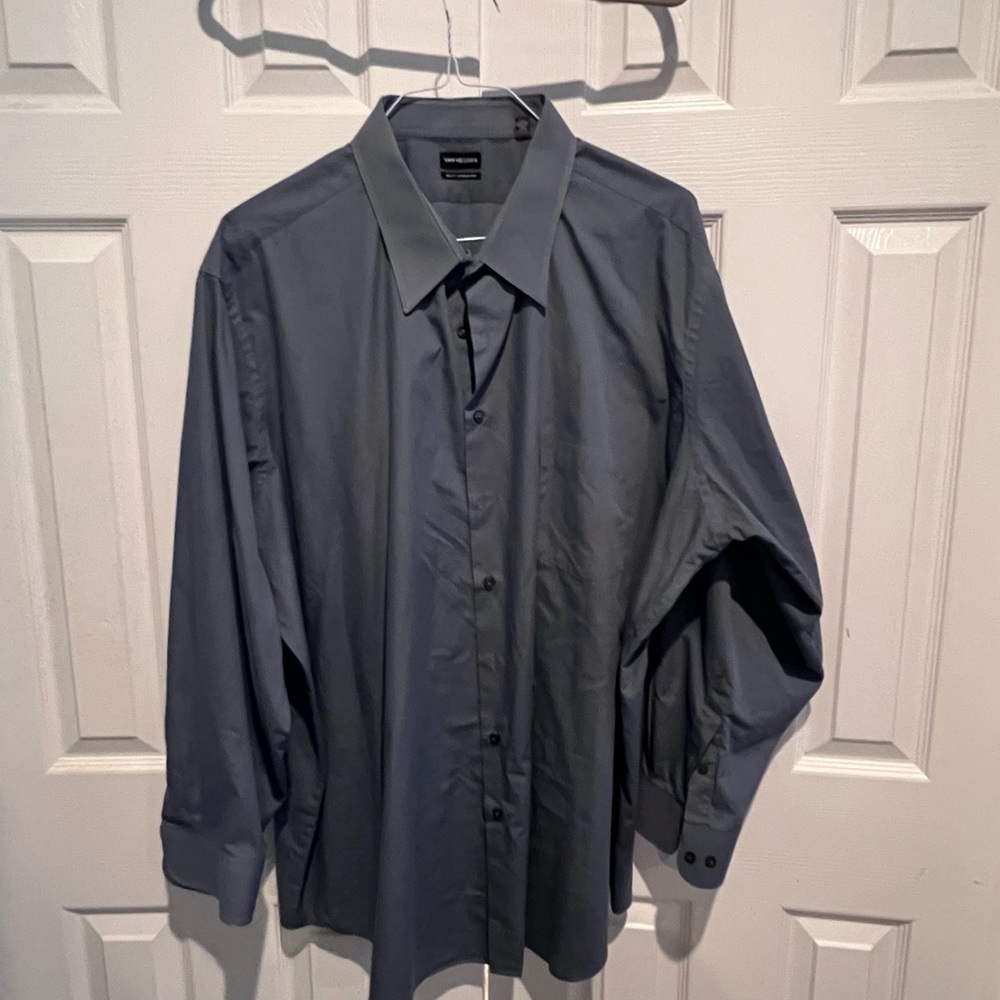 Van Heusen Men's Big Fit Gray Dress Shirt